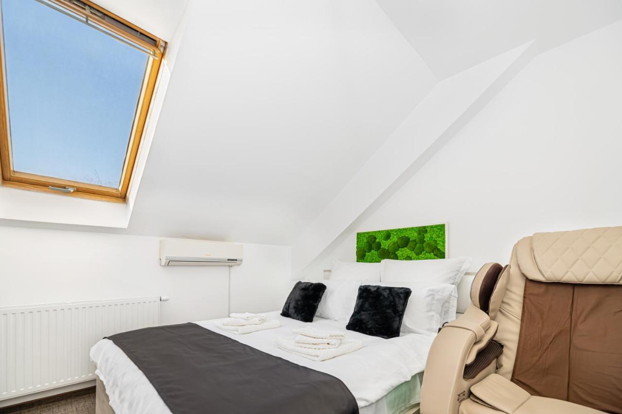 Bada Bing Residence Braşov Buitenkant foto